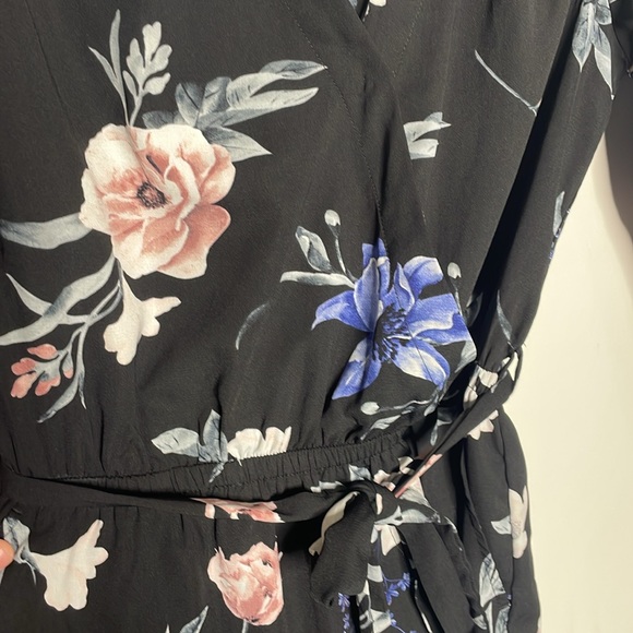 Dex Floral Long Sleeve Wrap Dress - Picture 3 of 7